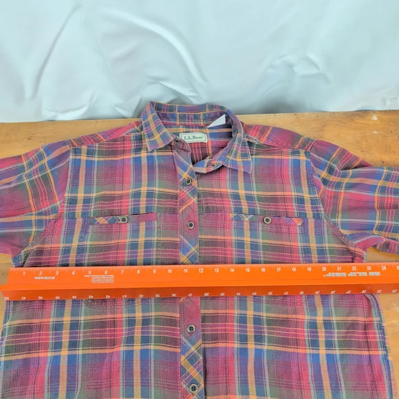 Ladies' Vintage LL Bean Plaid Button Up Shirt - Picture 4 of 9